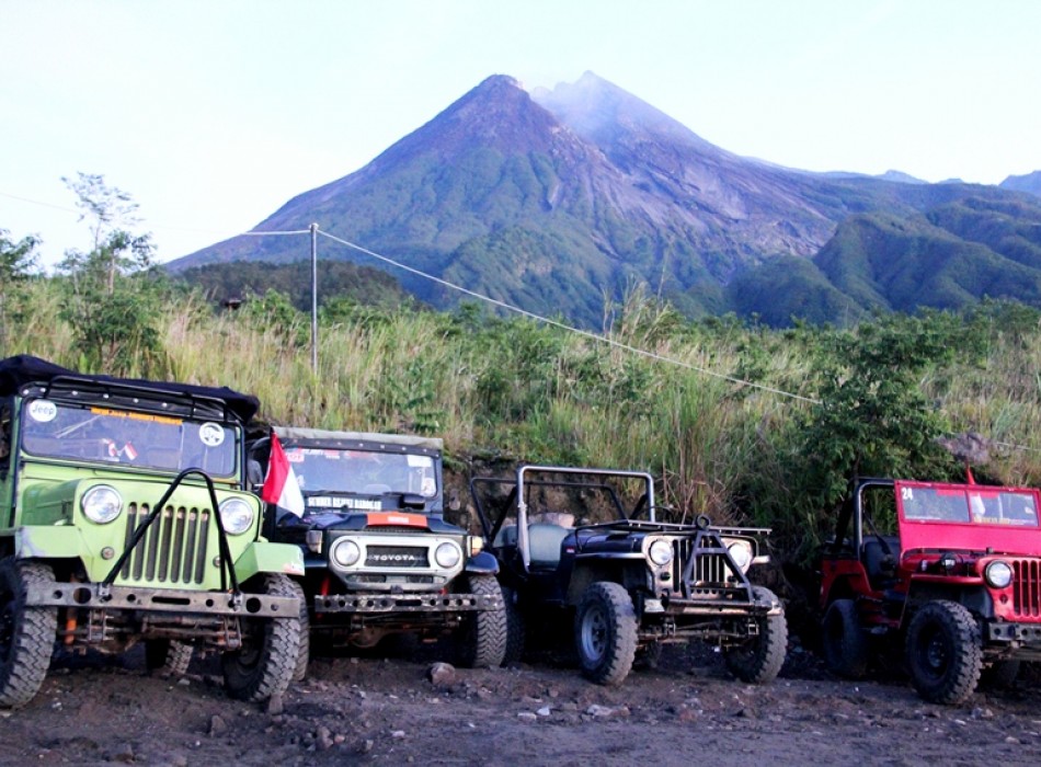 Jomblang Cave Adventure & Merapi Jeep Lava Tour