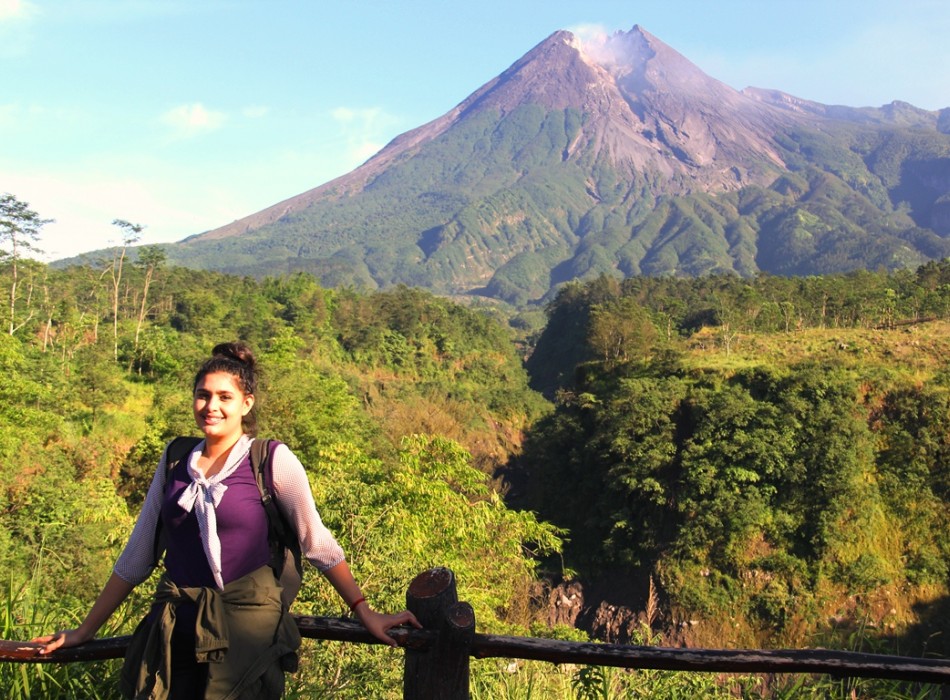 Borobudur Sunrise & Merapi Lava Tours