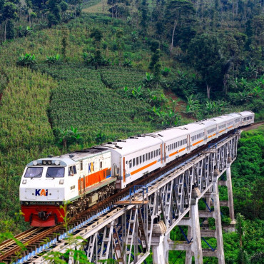 One Day Tour from Jakarta by Rail